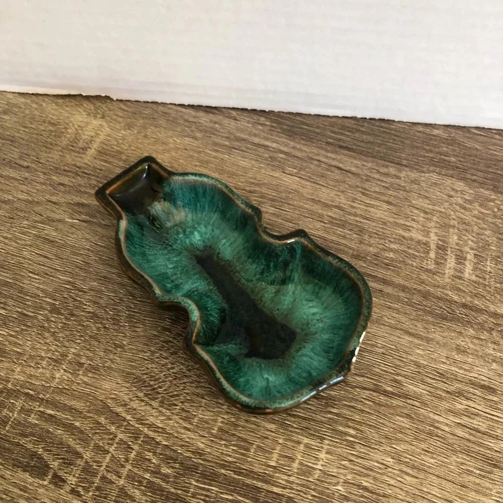 Vtg Drip Glaze Guitar Shaped Dish